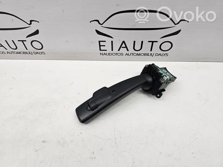 Volvo V50 Leva comando tergicristalli 17D770