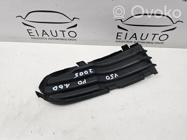 Volvo V50 Etupuskurin alempi jäähdytinsäleikkö 30657010