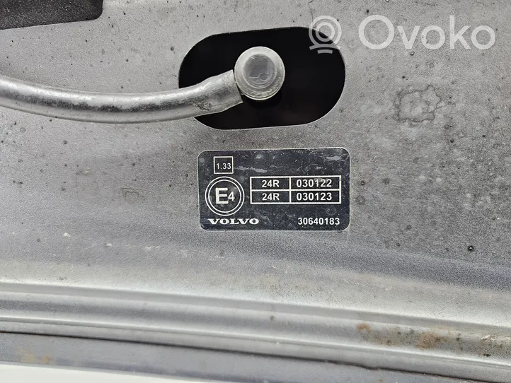 Volvo V50 Pokrywa przednia / Maska silnika 3536448