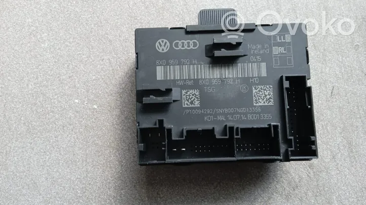 Audi Q3 8U Durų elektronikos valdymo blokas 