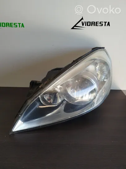 Volvo V60 Lampa przednia 31299996