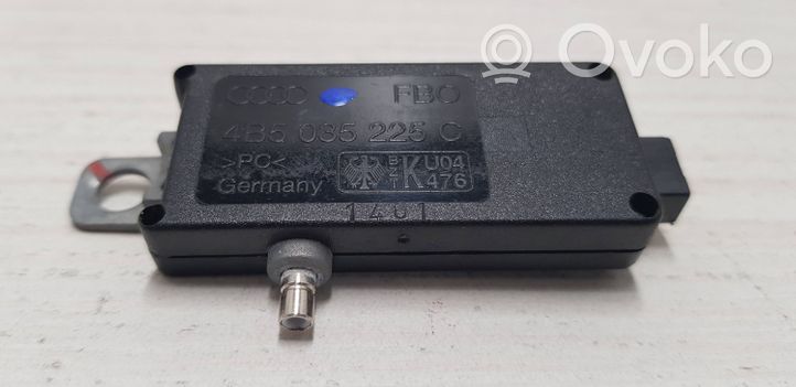 Audi A3 S3 8L Unidad de control de la antena 4B5035225C