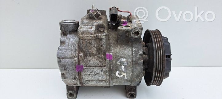 Audi A6 S6 C5 4B Ilmastointilaitteen kompressorin pumppu (A/C) 4B0260805J