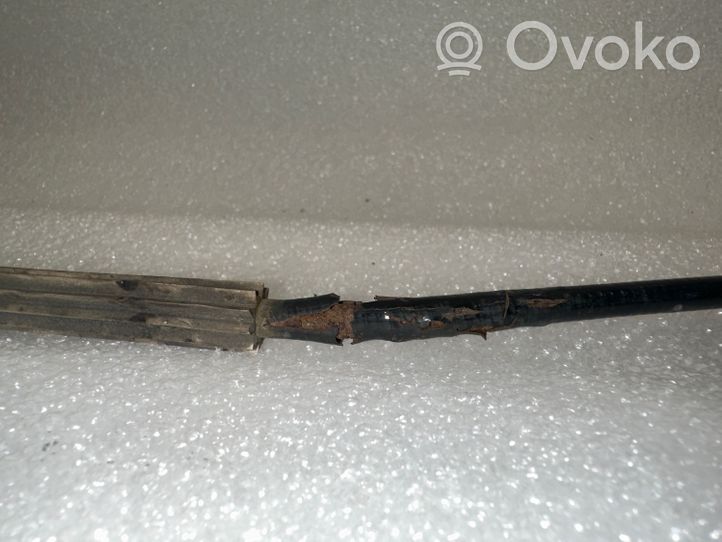 Volkswagen Touareg I Cable de apertura del capó/tapa del motor 7L6823531