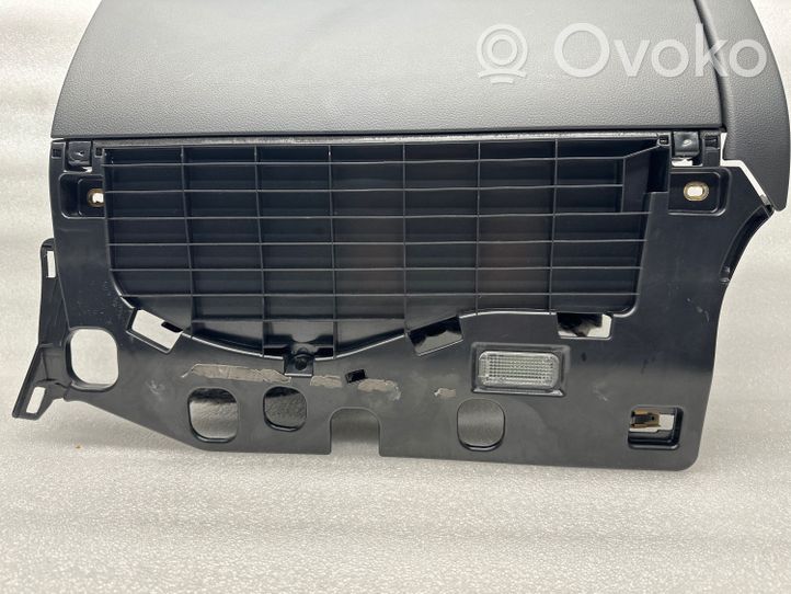 Audi A6 S6 C6 4F Couvercle de boîte à gants 8K0971679A