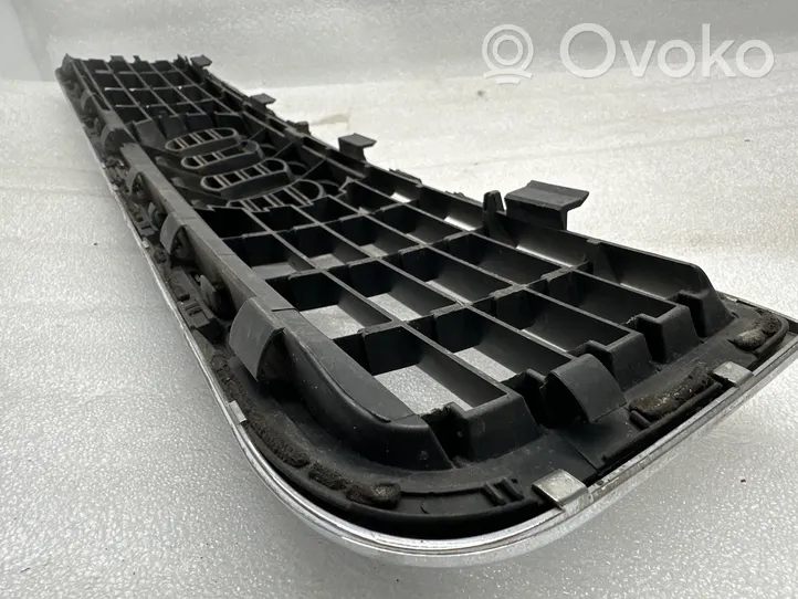 Audi A4 S4 B6 8E 8H Front grill 8E0853651F