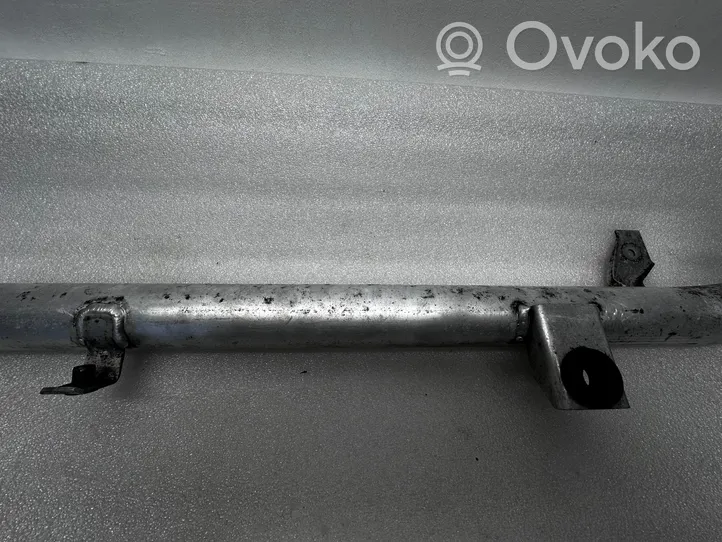 Audi A8 S8 D3 4E Tube d'admission de tuyau de refroidisseur intermédiaire 4F0145731E