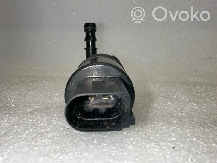 Audi A6 S6 C7 4G Pompa spryskiwacza lampy przedniej 3B7955681