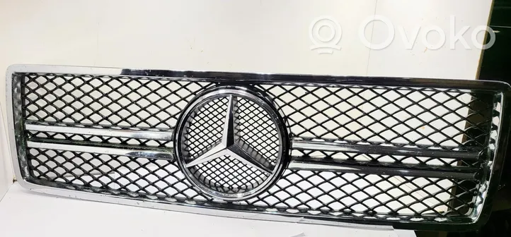 Mercedes-Benz G W461 463 Griglia superiore del radiatore paraurti anteriore 