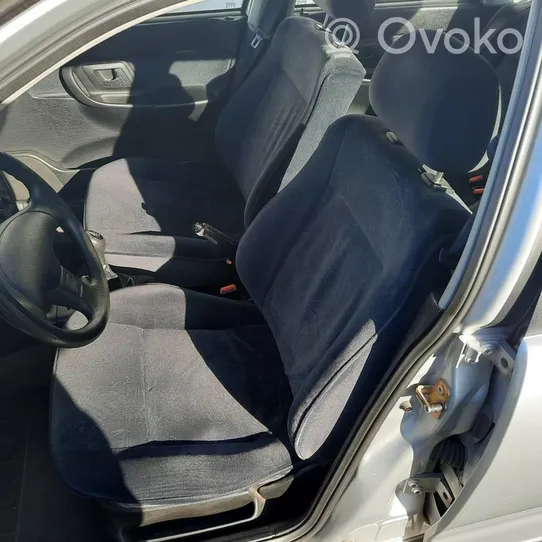 Seat Cordoba (6K) Fotel przedni kierowcy 