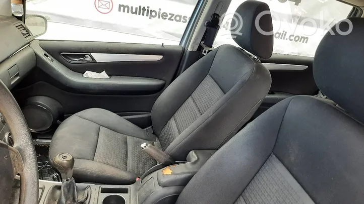 Mercedes-Benz B W245 Asiento delantero del pasajero 