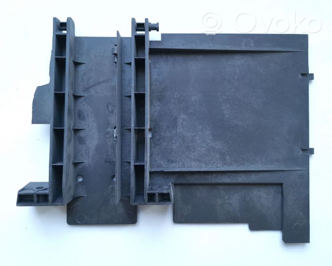 Volkswagen Golf IV Battery box tray cover/lid 