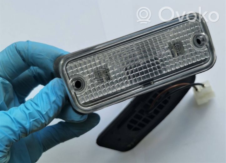 Mercedes-Benz ML W164 Parte del faro posteriore 0028200456