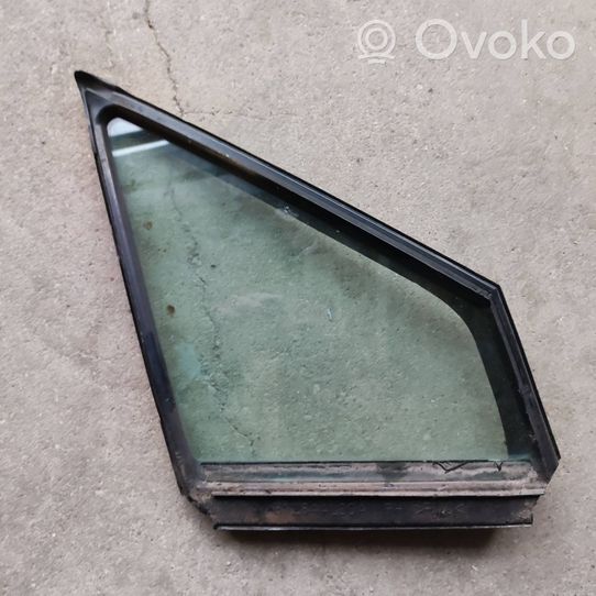 Subaru Outback (BS) Fenêtre latérale avant / vitre triangulaire (4 portes) 61284AL00A