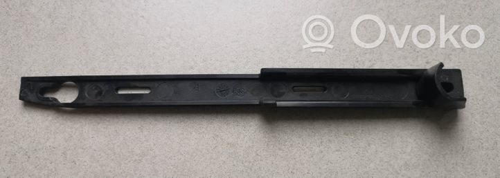 Mercedes-Benz E W210 Staffa di rinforzo montaggio del paraurti anteriore A2108854821