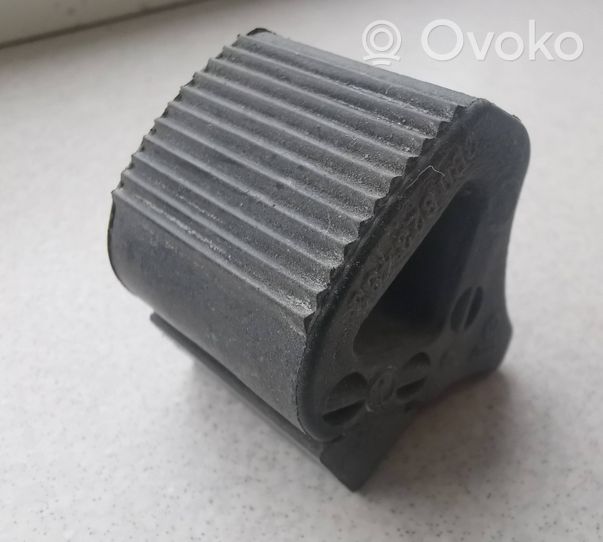 Volkswagen PASSAT B5 Atraminė variklio dangčio kojelė 3B0823493