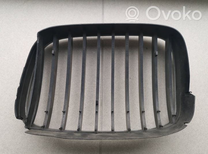 BMW 5 E39 Grille de calandre avant 8159312