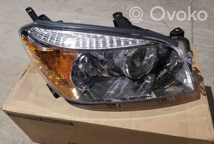 Toyota RAV 4 (XA30) Phare frontale 8113042330