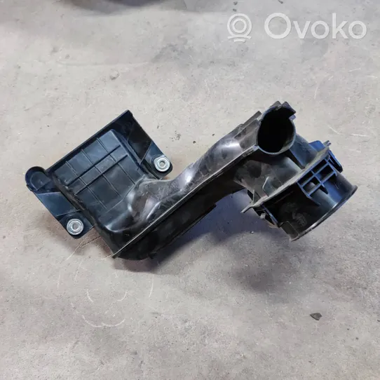 Mazda 6 Część rury dolotu powietrza PY0113201