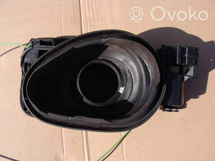 BMW 3 F30 F35 F31 Sportello del serbatoio del carburante 7238100