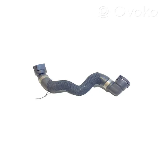 BMW 5 F10 F11 Tubo flessibile del liquido di raffreddamento del motore 8375796