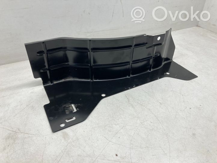 Audi Q7 4M Altra parte del vano motore 4M0915365