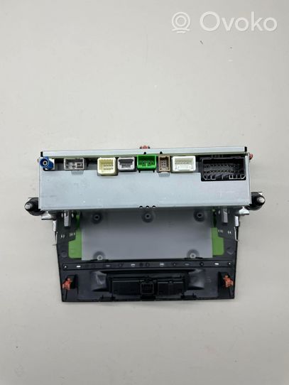 Suzuki Vitara (LY) Panel / Radioodtwarzacz CD/DVD/GPS 3992054PB7