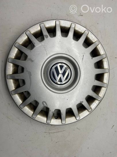 Volkswagen Golf IV R15 wheel hub/cap/trim 1J0601147H