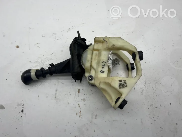 Hyundai Matrix Gear selector/shifter (interior) 