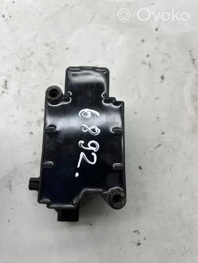 Audi Q7 4M Air suspension valve block 4m0616013a