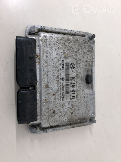 Volkswagen New Beetle Calculateur moteur ECU 06A906032SD