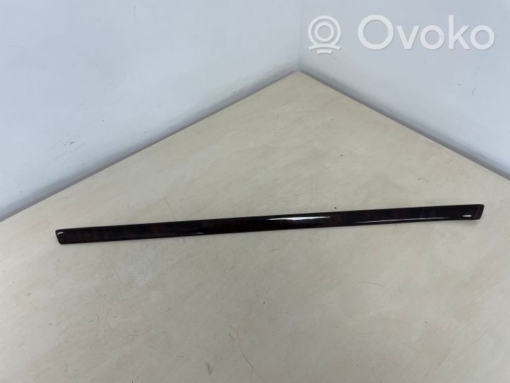 Audi A8 S8 D2 4D Moulure/baguette de porte avant 4D0867419