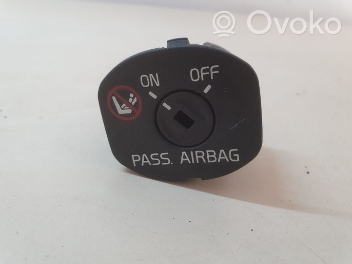 Volvo C30 Interruttore airbag passeggero on/off 30795214
