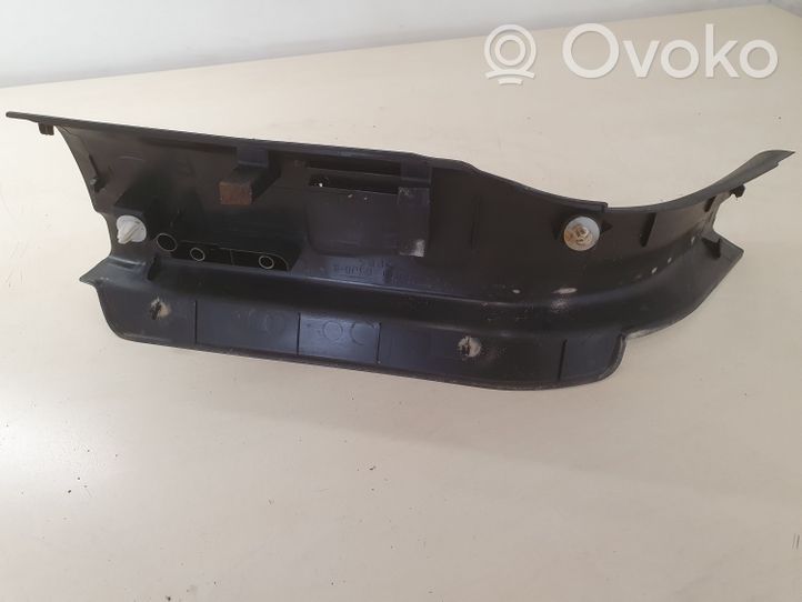 Suzuki Grand Vitara II Copertura del rivestimento del sottoporta posteriore 7617065J0