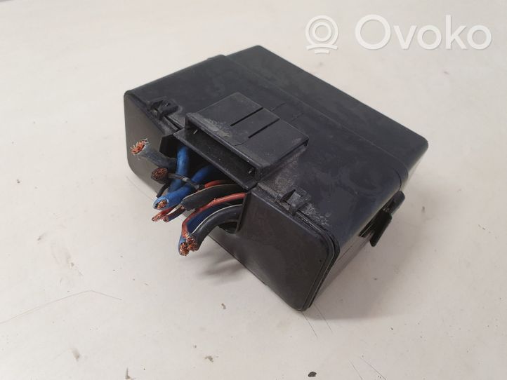 Opel Frontera B Relais de ventilateur de liquide de refroidissement 8971807941