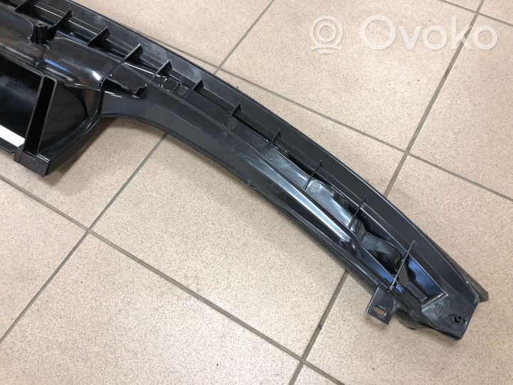 BMW X5 F15 Lango oro grotelės 9279302