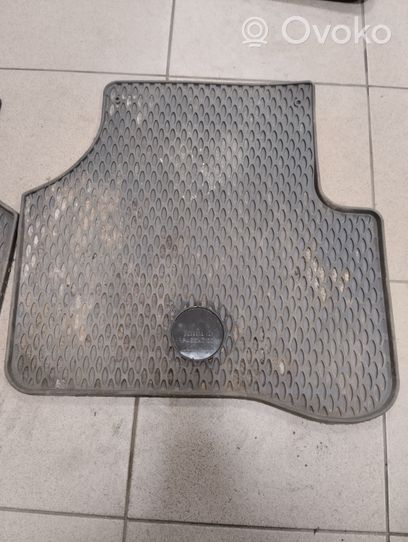 Volkswagen PASSAT B6 Kit tapis de sol auto 