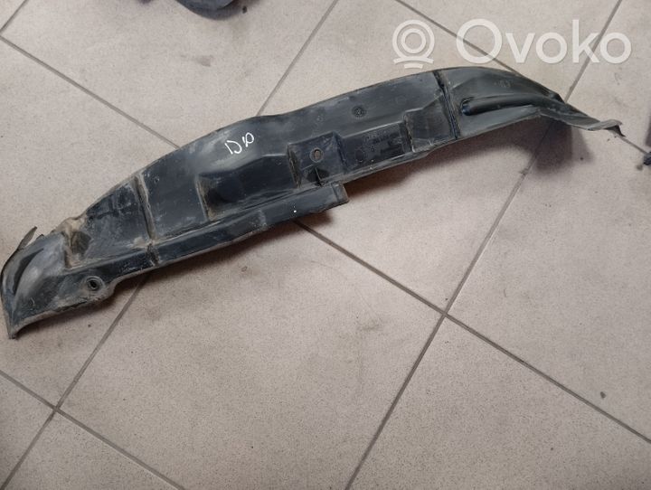 Audi A4 S4 B5 8D Panel wykończeniowy błotnika 8D0821112