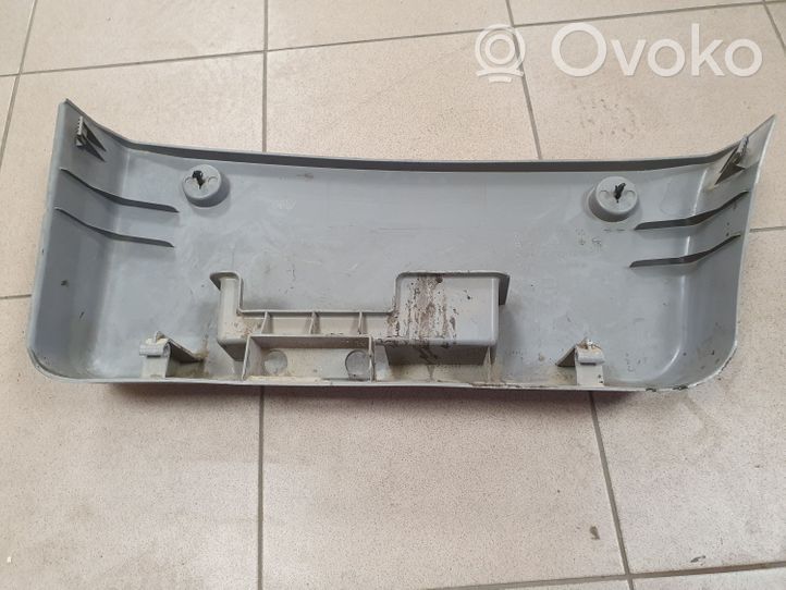 Mercedes-Benz Sprinter W906 Bolsillo de almacenamiento de la puerta delantera A9067270571