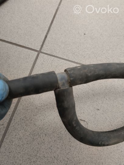 Volkswagen Golf IV Headlight washer hose/pipe 