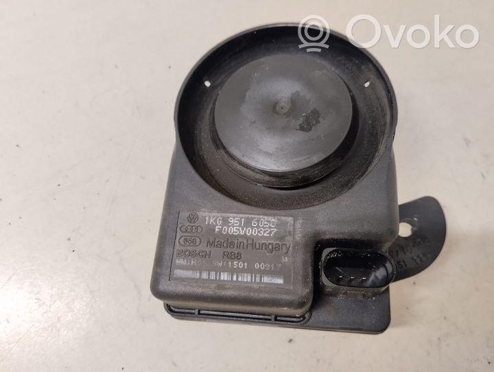 Skoda Superb B6 (3T) Alarm system siren 1K0951605