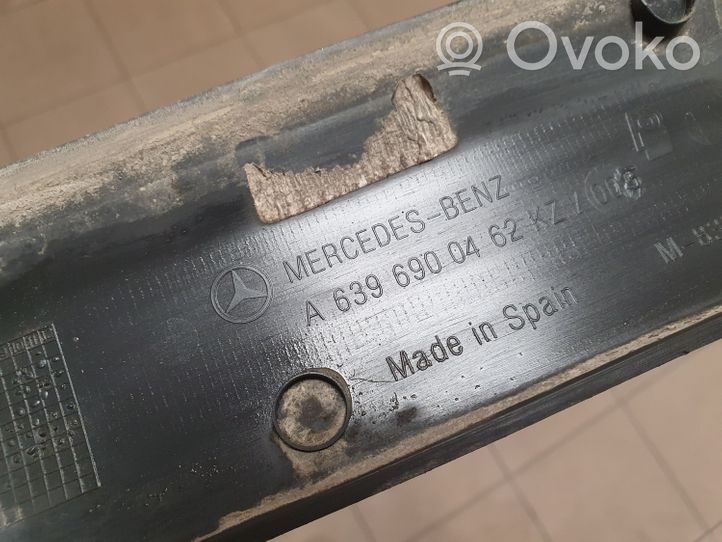 Mercedes-Benz Vito Viano W639 Etuoven lista (muoto) A6396900462