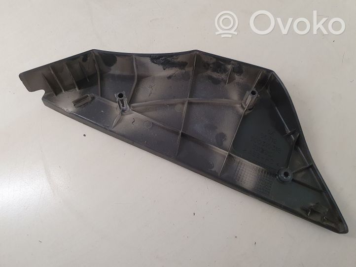 Iveco Daily 3rd gen Rivestimento estremità laterale del cruscotto 500310318