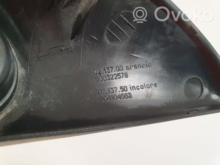 Iveco Daily 3rd gen Indicatore di direzione del parafango anteriore 504104563