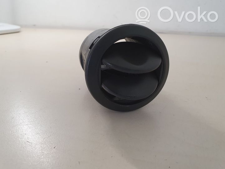 Iveco Daily 3rd gen Copertura griglia di ventilazione laterale cruscotto A504224706