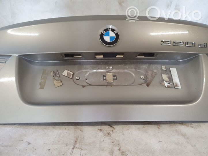 BMW 3 E90 E91 Heckklappe Kofferraumdeckel 