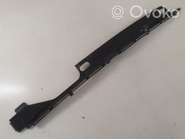 Opel Vivaro Zierleiste Windschutzscheibe Frontscheibe 8200048129