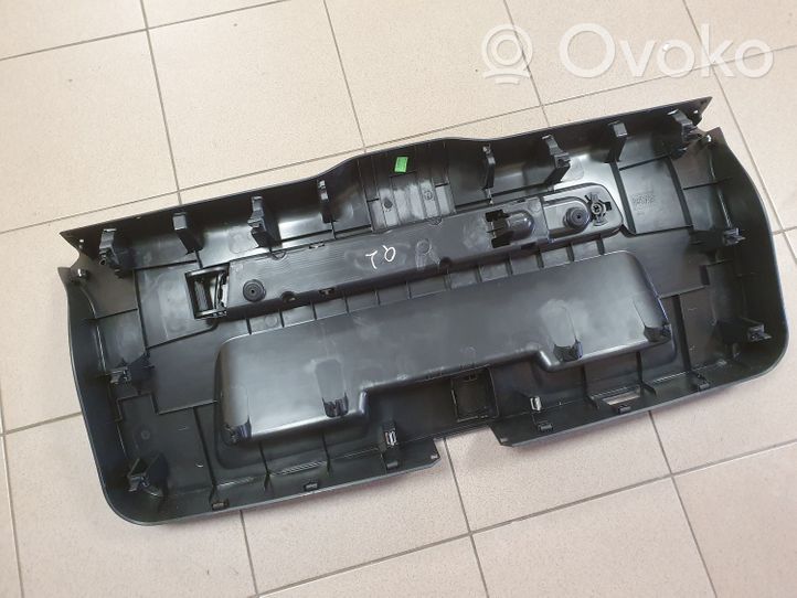 Audi Q2 - Rivestimento portellone posteriore/bagagliaio 81A867979K