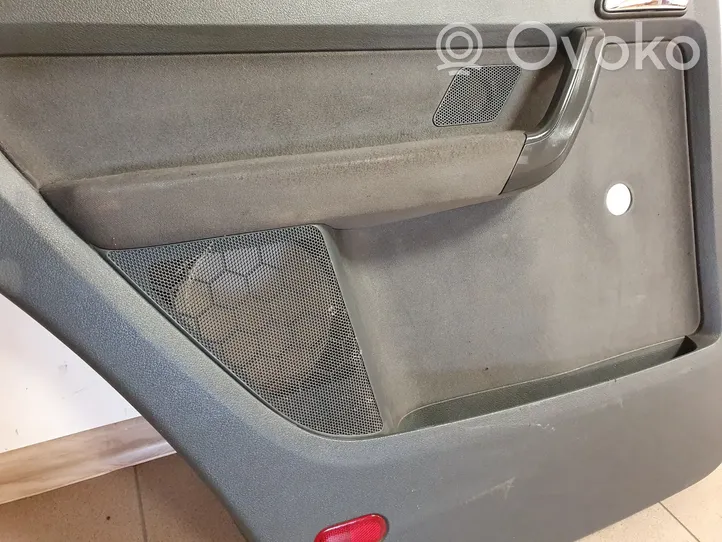 Volkswagen Touran I Takaoven verhoilu 1T0867211