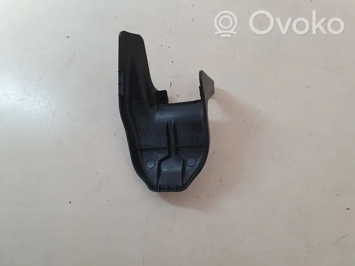 Toyota Avensis T270 Verkleidung Laufschiene Sitzschiene Fahrersitz 7212405010